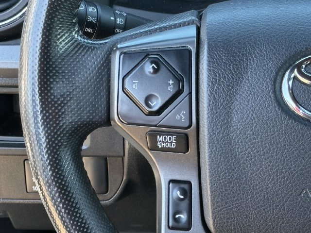 Used 2018 Toyota Tacoma TRD Sport AWD/4WD image 13