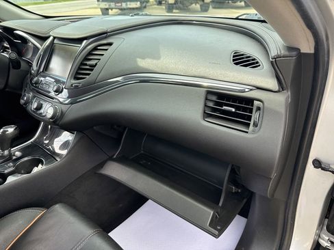 Used 2017 Chevrolet Impala Premier FWD image 40