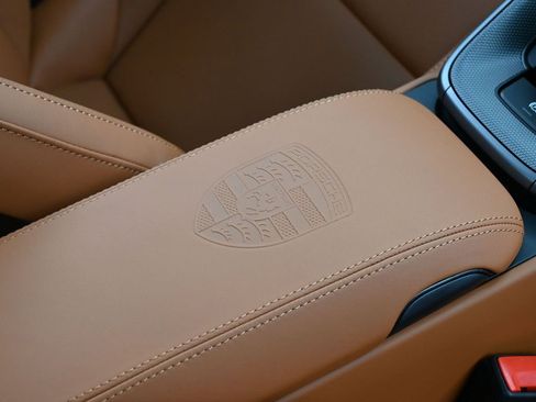 New 2026 Porsche 911 Carrera image 31