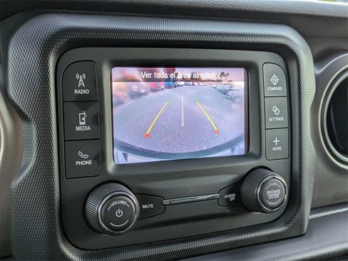 Used 2020 Jeep Wrangler Unlimited Freedom Edition image 22