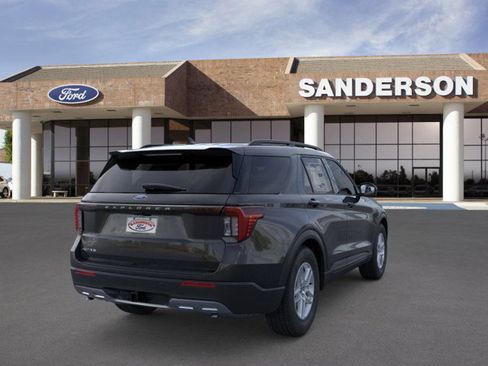 New 2026 Ford Explorer Active w/ Active Comfort Package image 8