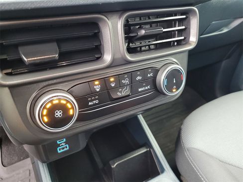 Used 2023 Ford Maverick XL image 13