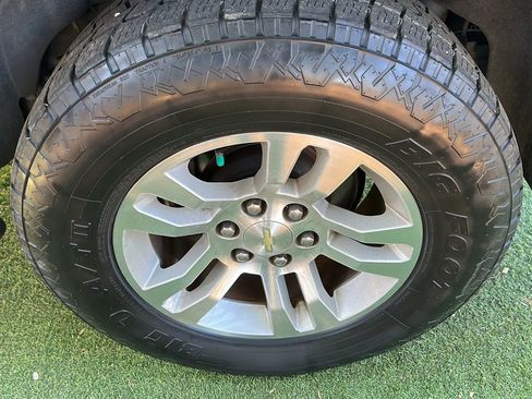 Used 2017 Chevrolet Tahoe LT w/ Max Trailering Package RWD image 46