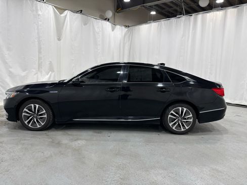 Used 2018 Honda Accord EX-L image 2