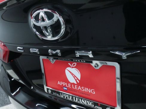 Used 2020 Toyota Camry SE w/ Audio Package image 30