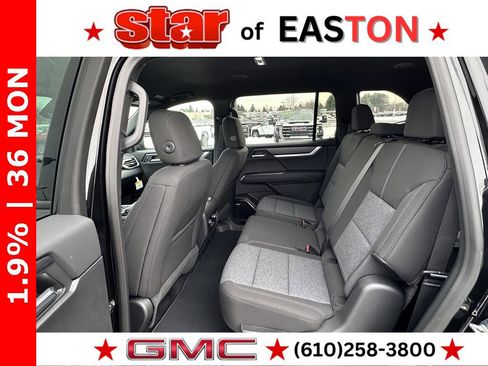 New 2026 GMC Acadia Elevation image 13