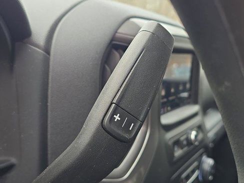 Used 2025 Chevrolet Silverado 1500 Custom Trail Boss w/ LPO, Dark Essentials Package image 26