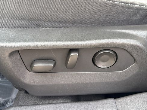 Used 2024 Buick Envision Sport Touring image 12