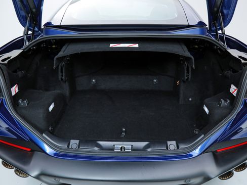 Certified 2023 Ferrari Portofino M image 43