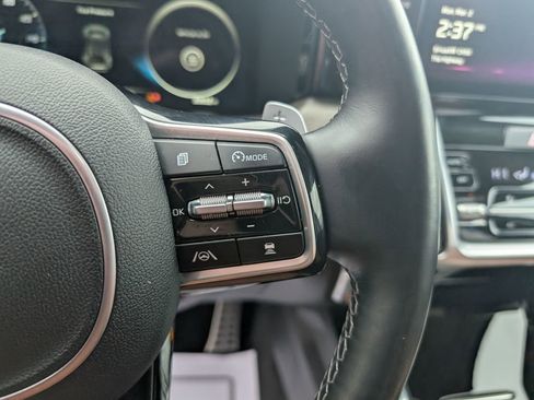 Used 2023 Kia Sorento SX Prestige image 18