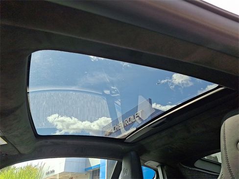 Used 2023 Jaguar F-TYPE R image 13