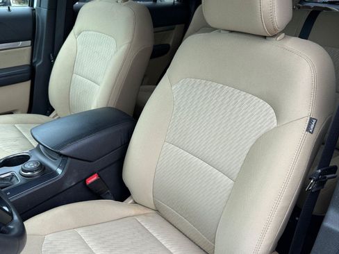 Used 2017 Ford Explorer 4WD image 11