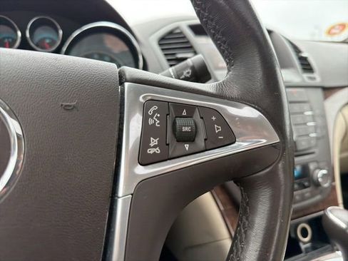 Used 2012 Buick Regal Premium image 36