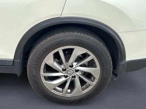 Used 2015 Nissan Rogue SL w/ SL Premium Package FWD image 5