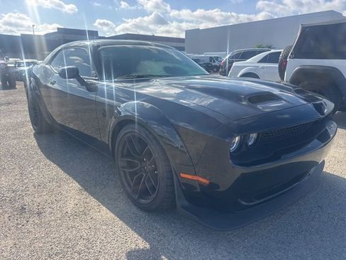 Used 2019 Dodge Challenger SRT Hellcat Redeye RWD image 3