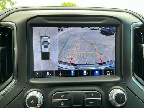 Used 2021 GMC Sierra 1500 AT4 w/ AT4 Value Package AWD/4WD image 18