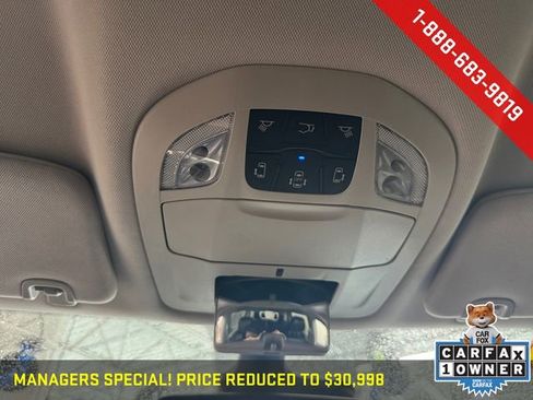 Used 2024 Chrysler Pacifica Select image 24