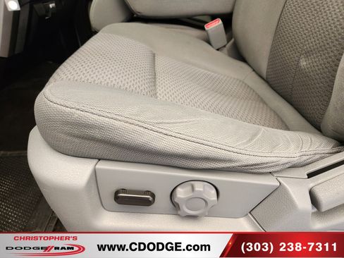Used 2014 Ford F150 XLT w/ XLT Chrome Package image 18