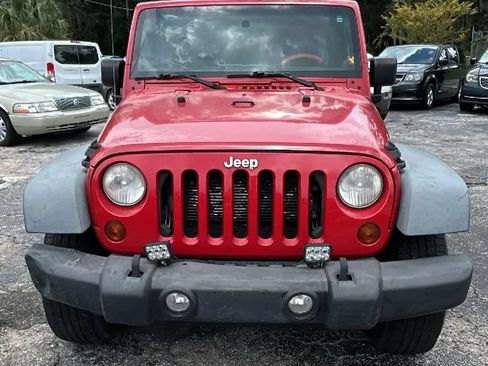 Used 2012 Jeep Wrangler Unlimited Sport AWD/4WD image 2