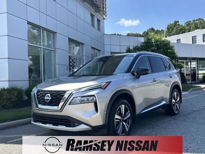 Certified 2022 Nissan Rogue Platinum w/ Head-Up Display Package