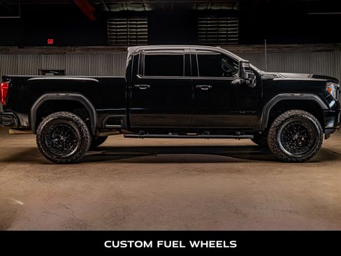 Used 2020 GMC Sierra 2500 AT4 w/ AT4 Premium Package AWD/4WD image 10