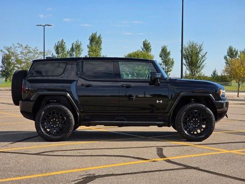 New 2026 GMC Hummer EV SUV image 2