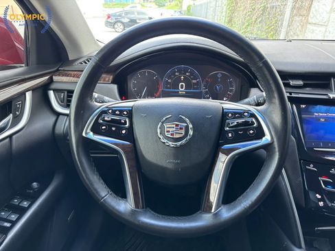 Used 2013 Cadillac XTS Premium image 21