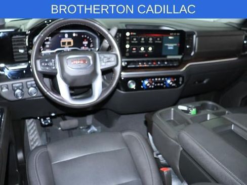 Used 2022 GMC Sierra 1500 SLT AWD/4WD image 28