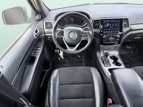 Used 2020 Jeep Grand Cherokee Altitude image 32