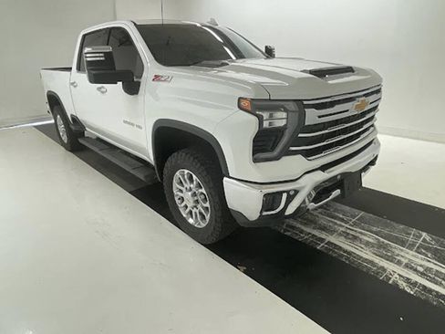Used 2024 Chevrolet Silverado 2500 LTZ w/ LTZ Plus Package image 1