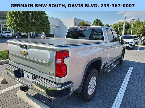 Used 2022 Chevrolet Silverado 2500 LTZ w/ LTZ Plus Package image 6