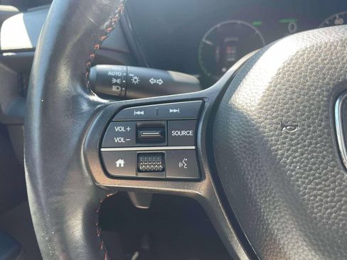 Used 2024 Honda CR-V Sport image 23