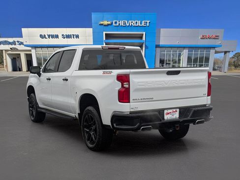 Used 2023 Chevrolet Silverado 1500 LT Trail Boss w/ LT Trail Boss Premium Package image 12