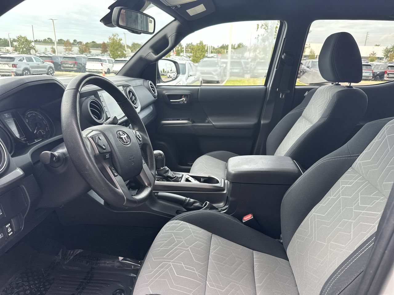 Used 2023 Toyota Tacoma TRD Sport w/ Advanced Technology Package AWD/4WD image 2