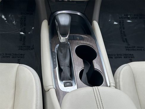 Used 2024 Chevrolet Malibu LT image 21