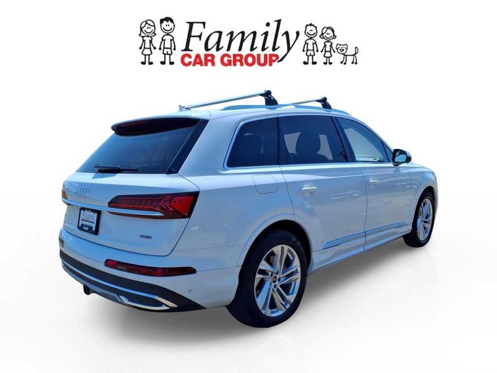 Used 2023 Audi Q7 3.0T Prestige AWD/4WD image 4