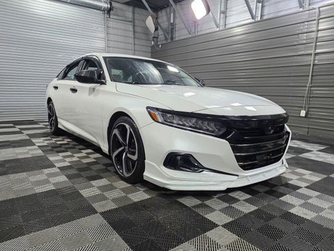 Used 2022 Honda Accord Sport Special Edition image 4