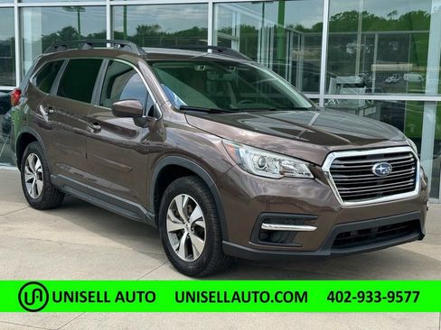 Used 2019 Subaru Ascent Premium AWD/4WD image 1