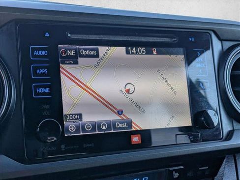 Used 2016 Toyota Tacoma TRD Off-Road image 15