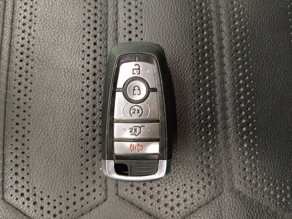 Used 2023 Ford Escape SE w/ PHEV Premium Package FWD image 32