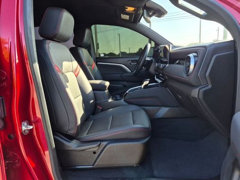 Used 2024 Chevrolet Colorado Z71 w/ Z71 Convenience Package 2 AWD/4WD image 20