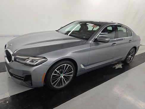 Used 2023 BMW 530i w/ Premium Package RWD image 1
