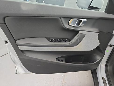 Used 2022 Polestar Polestar 2 image 25