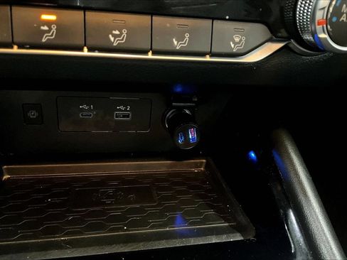 Used 2023 Nissan Altima 2.5 SV w/ SV Premium Package FWD image 18