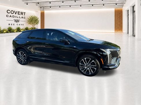 Certified 2025 Cadillac Optiq Sport 1 w/ LPO, Floor Liner Package AWD/4WD image 16