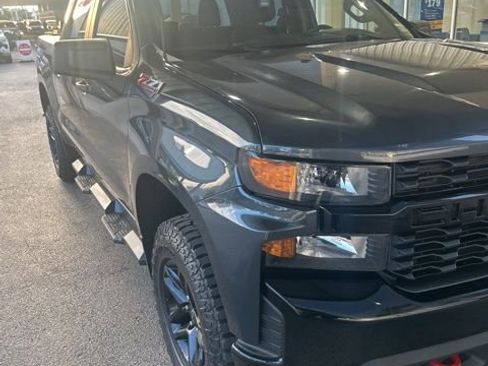 Used 2021 Chevrolet Silverado 1500 Custom Trail Boss AWD/4WD image 1