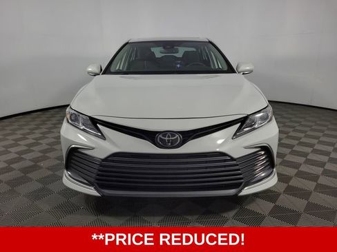 Used 2024 Toyota Camry LE w/ Convenience Package FWD image 2