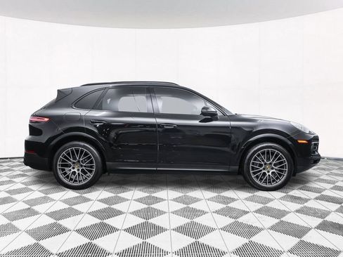 Used 2022 Porsche Cayenne Platinum Edition AWD/4WD image 14