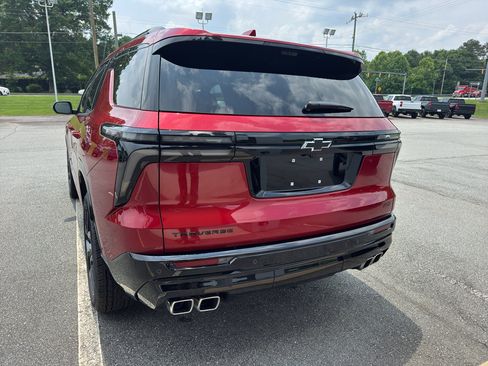 New 2025 Chevrolet Traverse RS image 10