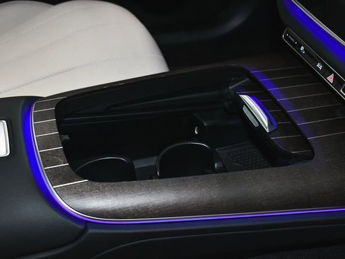 Used 2025 Mercedes-Benz E 450 4MATIC Sedan image 63